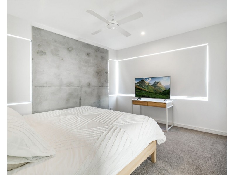 1/1431 Gold Coast Highway, Palm Beach QLD 4221