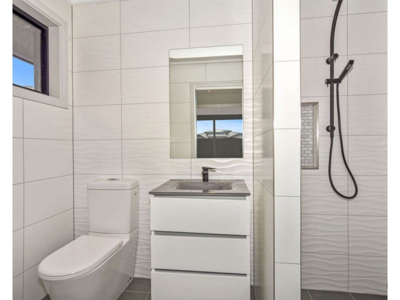 10 Swordfish Court, Palm Beach QLD 4221