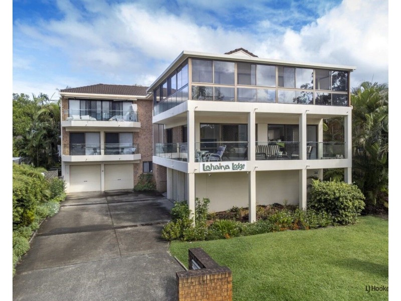 1/18 Murlong Crescent, Palm Beach QLD 4221