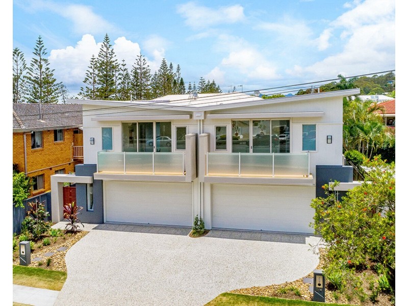2/4 Beelyu Street, Burleigh Heads QLD 4220