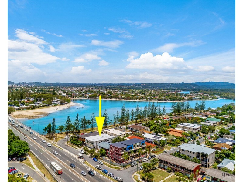 2/4 Beelyu Street, Burleigh Heads QLD 4220
