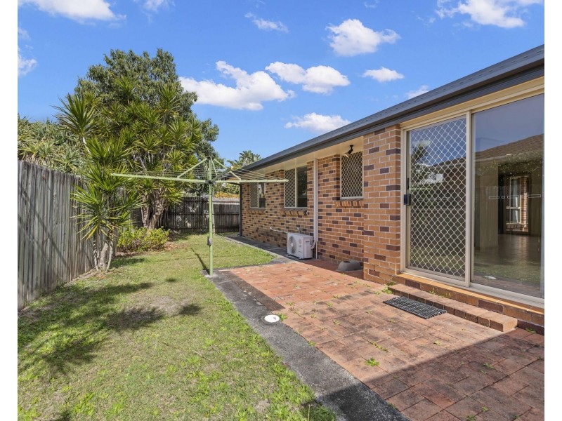 2/29 Nobby Parade, Miami QLD 4220