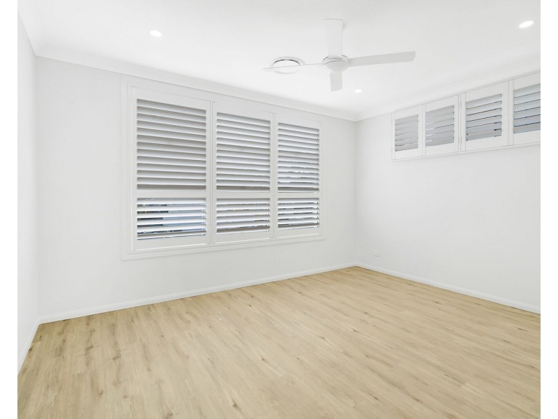 24 Fourteenth Avenue, Palm Beach QLD 4221