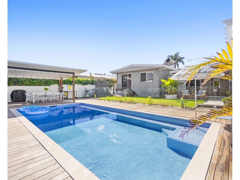 298 Adina Avenue, Bilinga QLD 4225