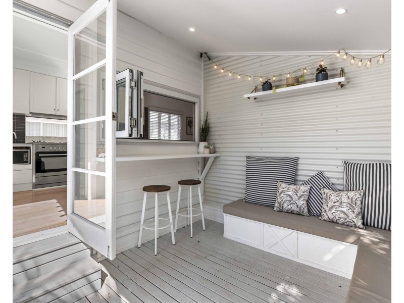 103 Sunshine Parade, Miami QLD 4220