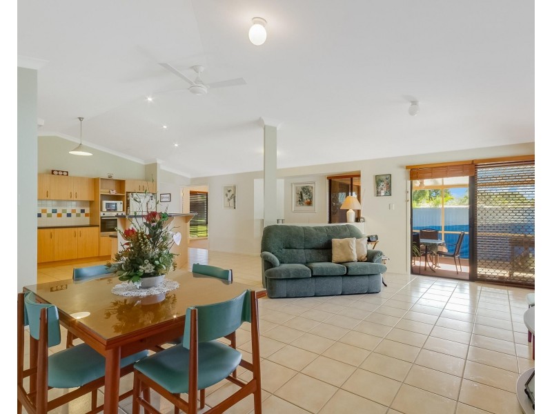 39 Shamrock Avenue, Banora Point NSW 2486