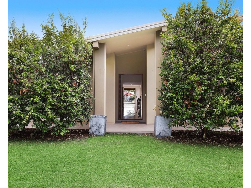 42 Bradshaw Drive, Currumbin Waters QLD 4223