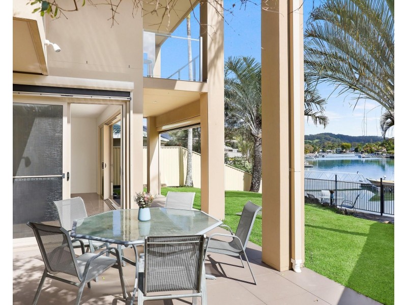 42 Bradshaw Drive, Currumbin Waters QLD 4223