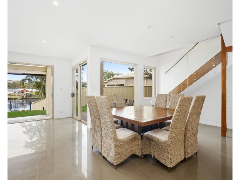 42 Bradshaw Drive, Currumbin Waters QLD 4223