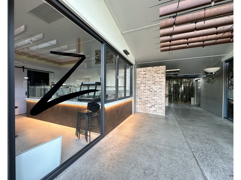 4/27-31 Currumbin Creek Road, Currumbin QLD 4223