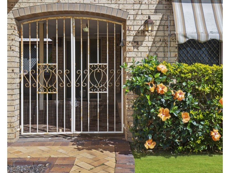 119 Mallawa Drive, Palm Beach QLD 4221
