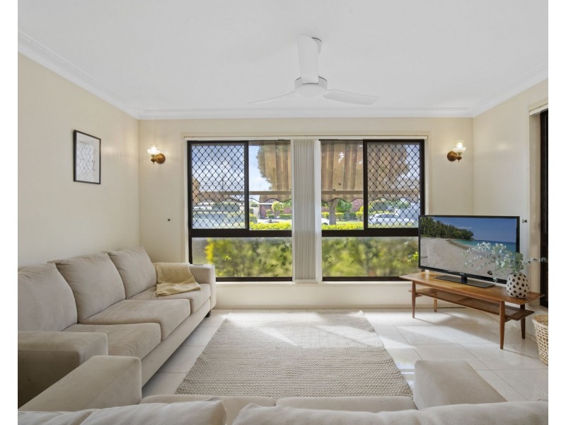 119 Mallawa Drive, Palm Beach QLD 4221