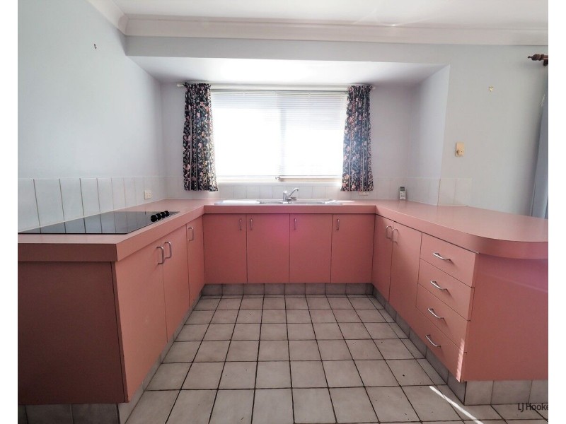 10 Balsa Street, Elanora QLD 4221