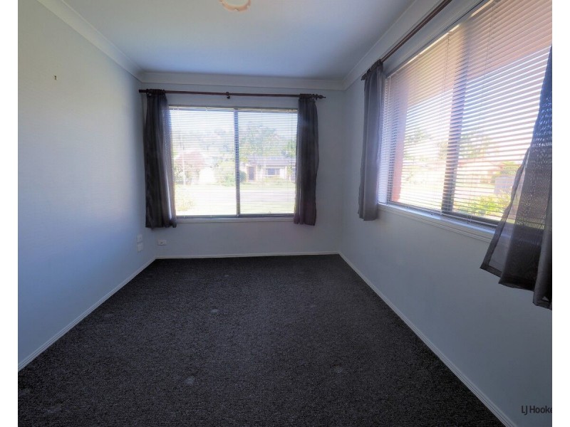 10 Balsa Street, Elanora QLD 4221