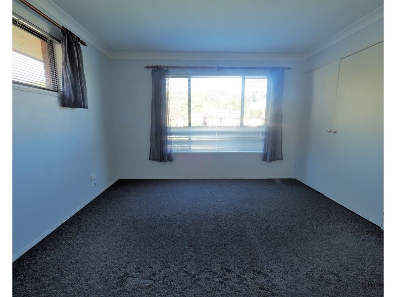 10 Balsa Street, Elanora QLD 4221