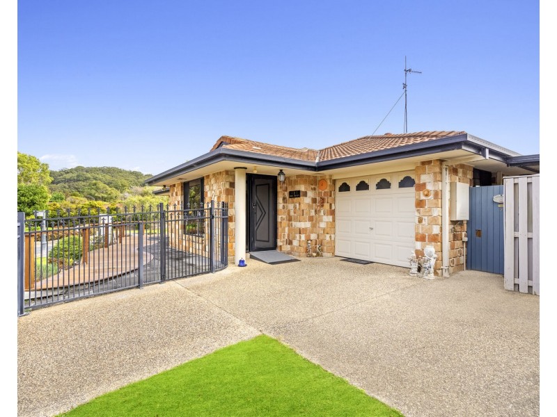 2/9 Triton Parade, Tugun QLD 4224