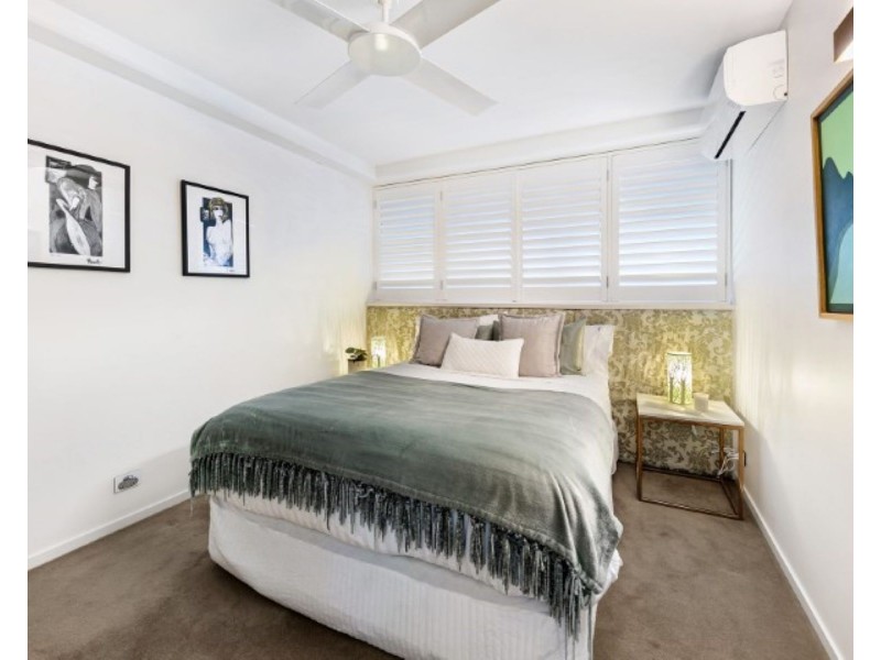 1/2 Lavarack Road, Mermaid Beach QLD 4218