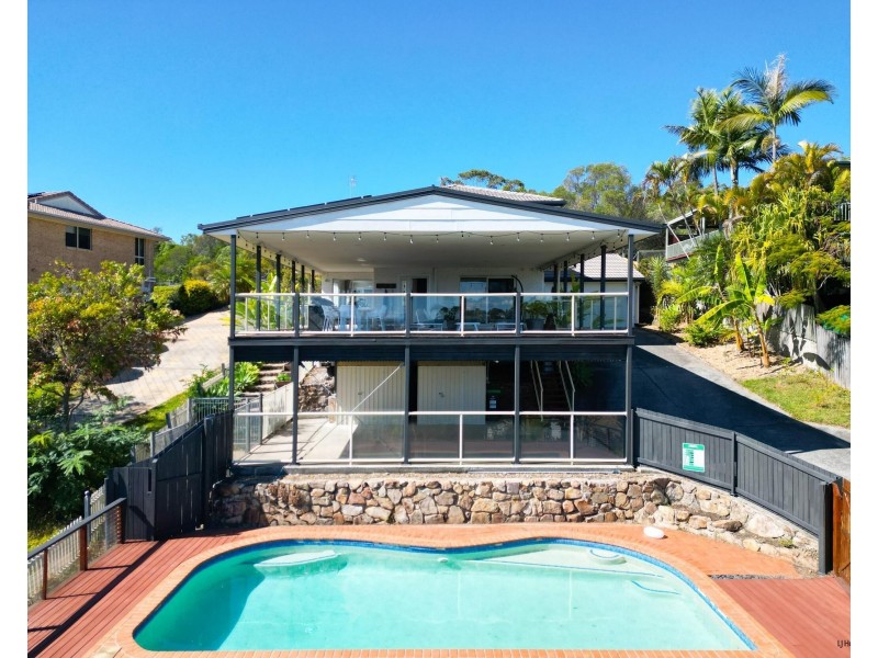 16 Dinjirra Court, Tugun QLD 4224