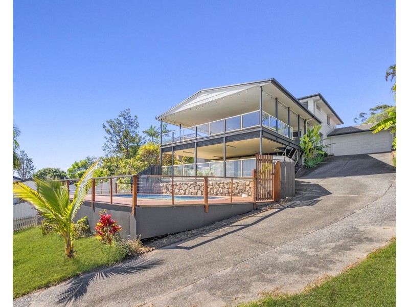 16 Dinjirra Court, Tugun QLD 4224