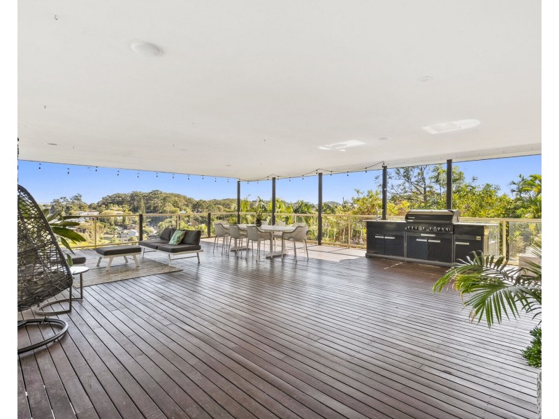 16 Dinjirra Court, Tugun QLD 4224