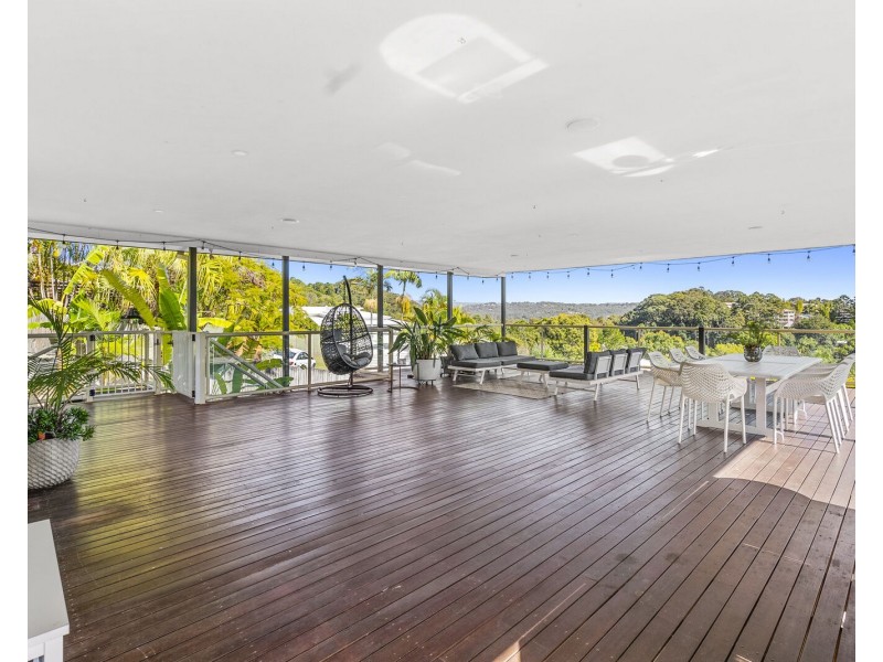 16 Dinjirra Court, Tugun QLD 4224