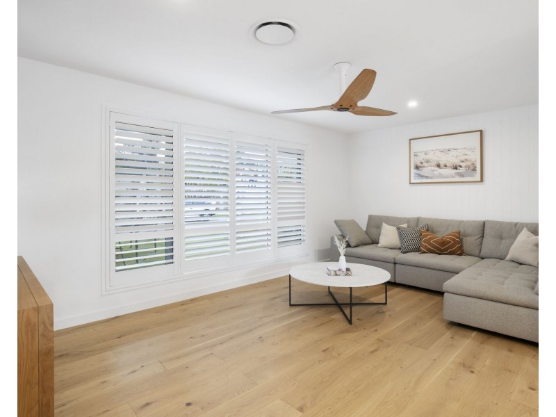 20 Kentia Court, Elanora QLD 4221