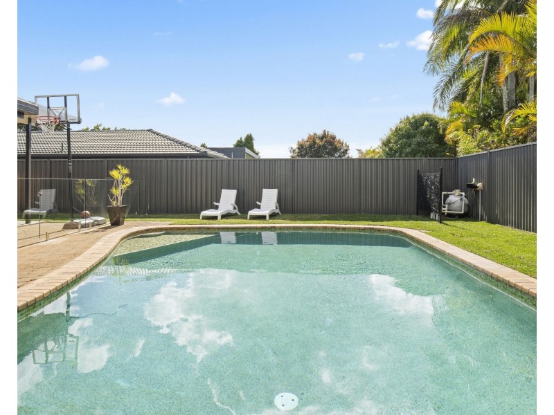 20 Kentia Court, Elanora QLD 4221