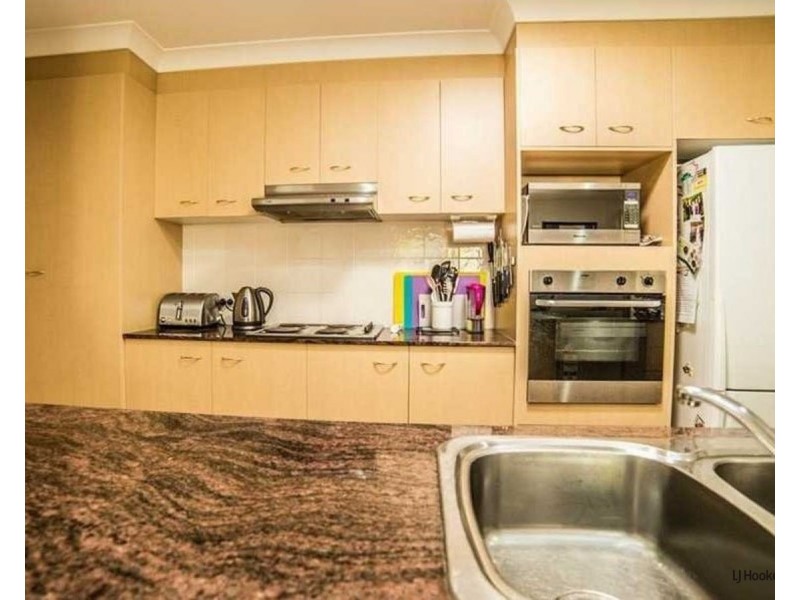 13 Humberside Close, Mudgeeraba QLD 4213