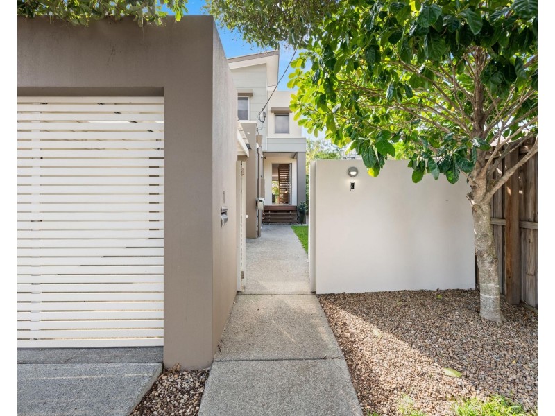 1/35 Sunshine Parade, Miami QLD 4220