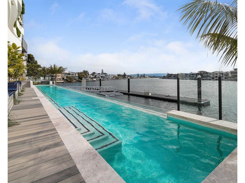 1401/15-17 Cannes Avenue, Surfers Paradise QLD 4217