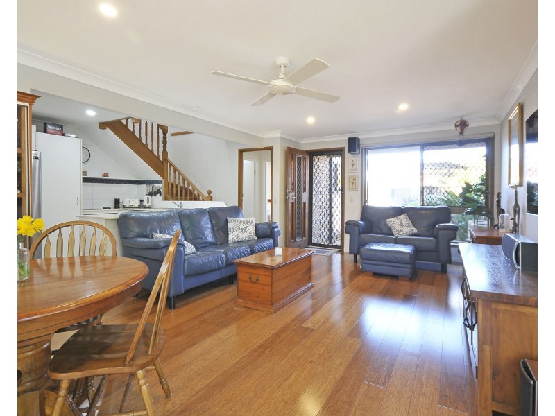 1/34 Darnel Street, Elanora QLD 4221