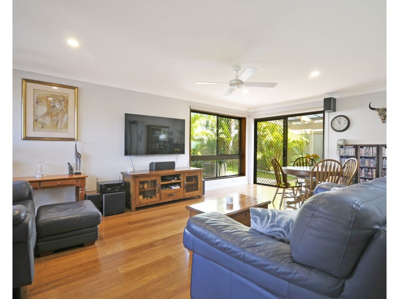 1/34 Darnel Street, Elanora QLD 4221