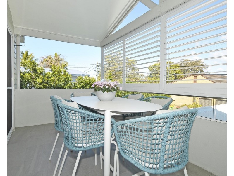 2/381 Cypress Terrace North, Palm Beach QLD 4221
