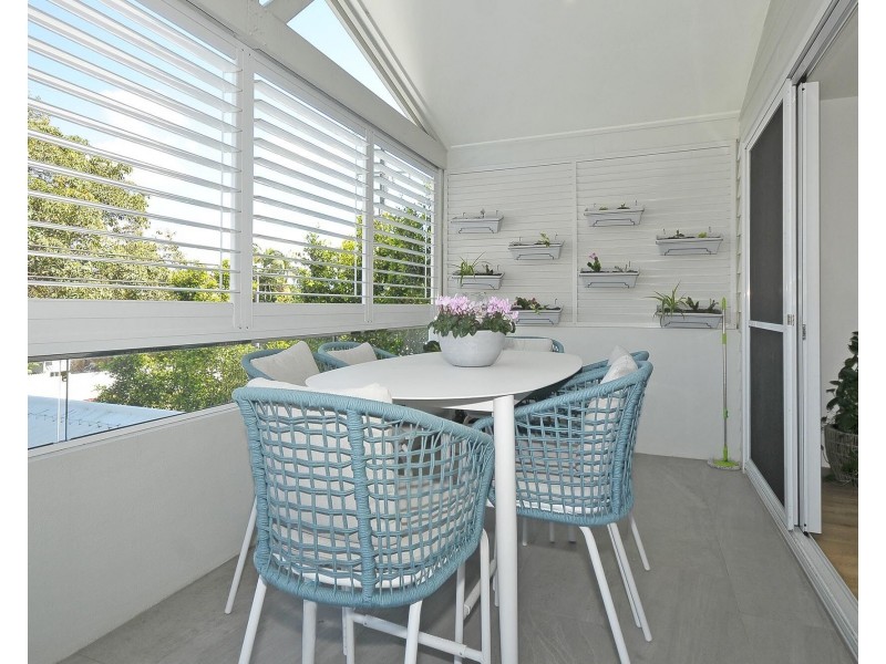 2/381 Cypress Terrace North, Palm Beach QLD 4221