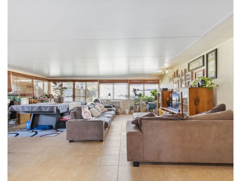 14 Seabrook Street, Elanora QLD 4221
