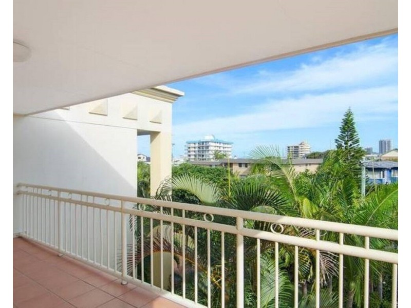 29/1198 Gold Coast Highway, Palm Beach QLD 4221