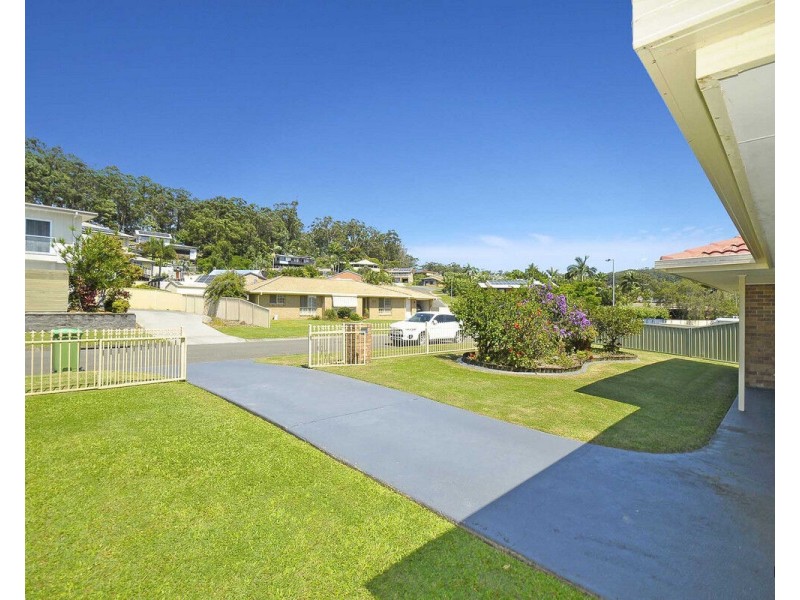 10 Bernoth Street, Currumbin Waters QLD 4223