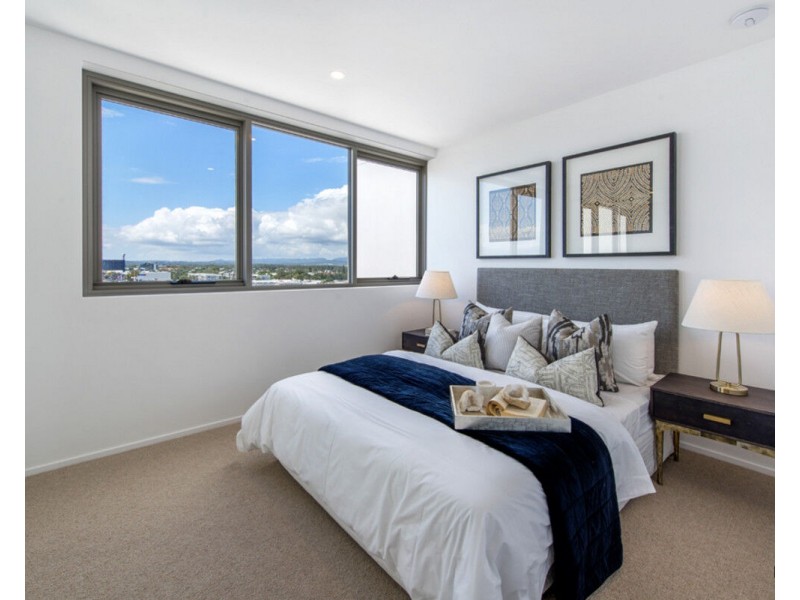 704/51 Peerless Avenue, Mermaid Beach QLD 4218