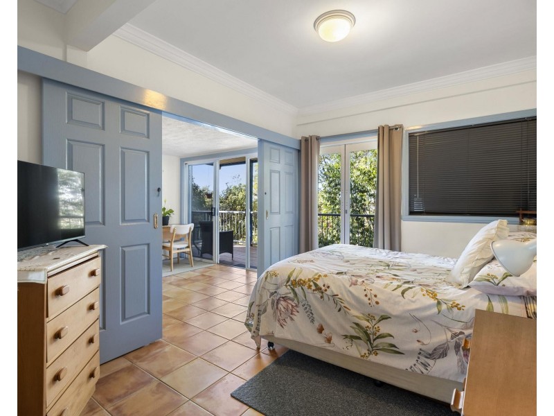 70 Hoffschildt Drive, Currumbin Waters QLD 4223