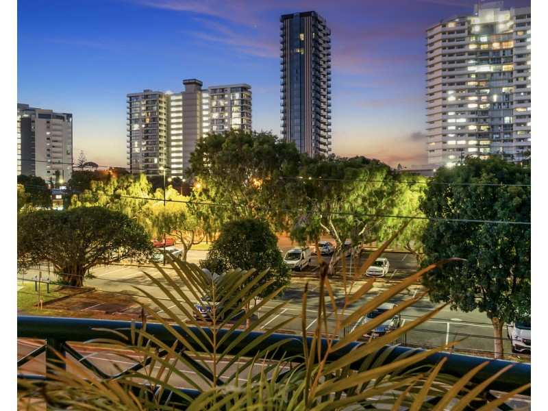 9/16 Dutton Street, Coolangatta QLD 4225