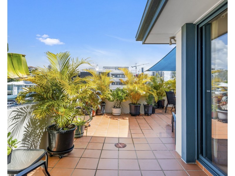 9/16 Dutton Street, Coolangatta QLD 4225