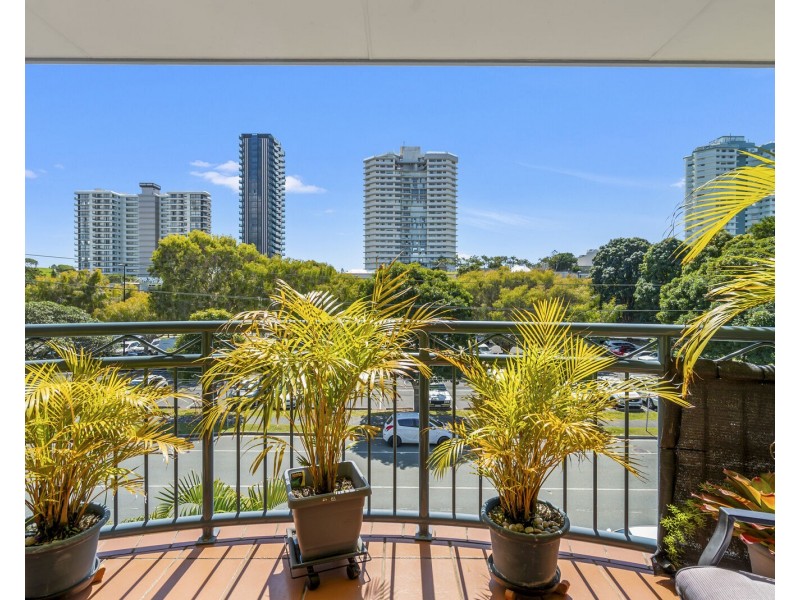 9/16 Dutton Street, Coolangatta QLD 4225