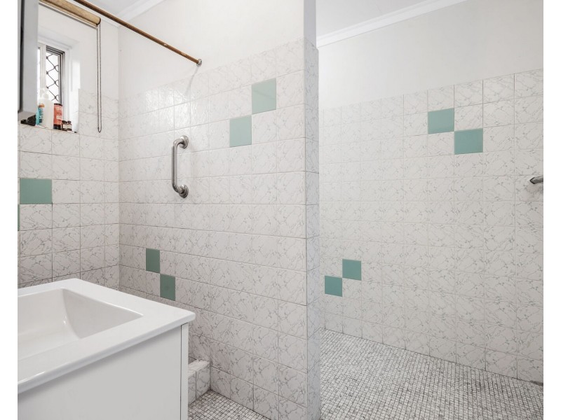 47 Stapylton Street, Coolangatta QLD 4225