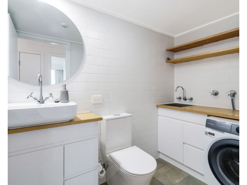 201/335-337 Golden Four Drive, Tugun QLD 4224