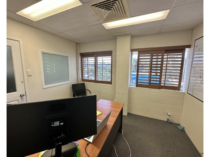 4-5/9 Central Drive, Burleigh Heads QLD 4220