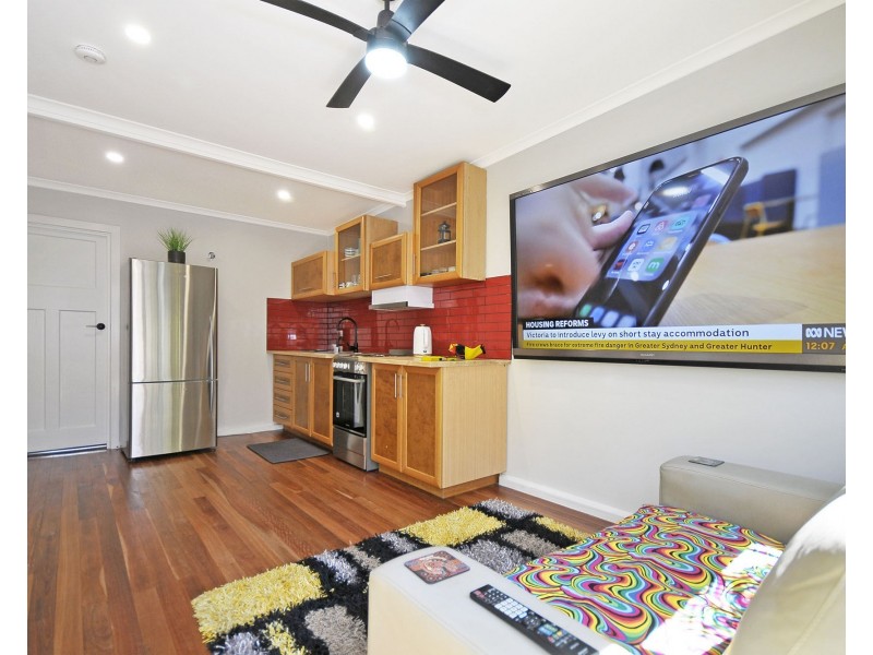 2/5 Proud Street, Labrador QLD 4215