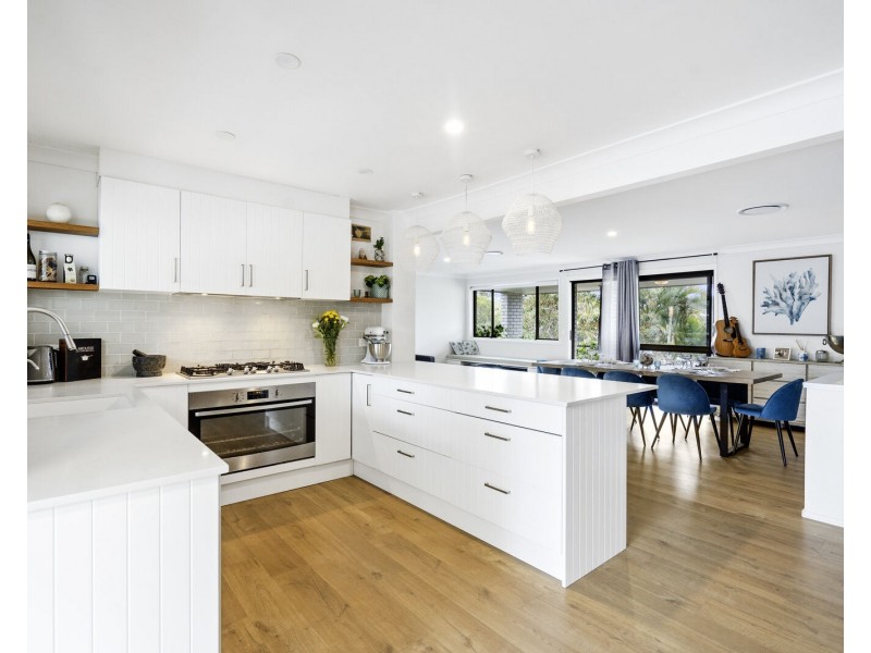 11 Dinjirra Court, Tugun QLD 4224