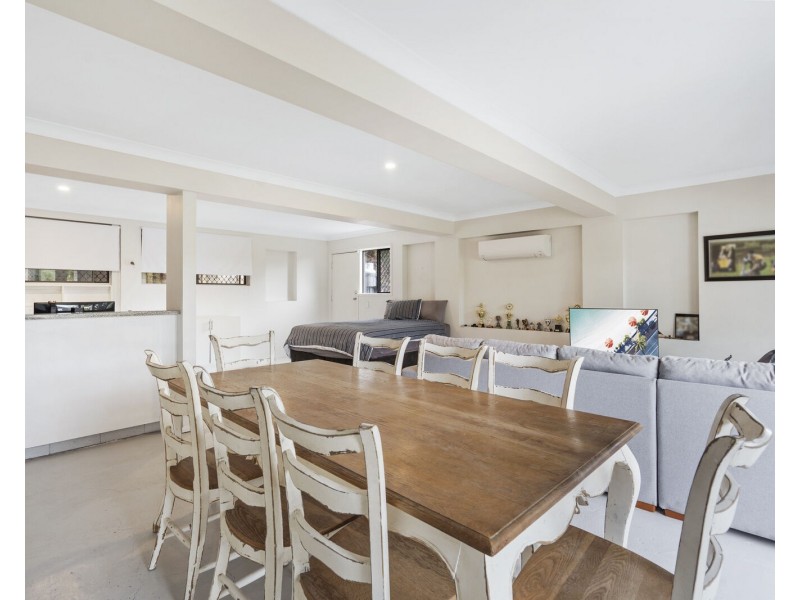 11 Dinjirra Court, Tugun QLD 4224