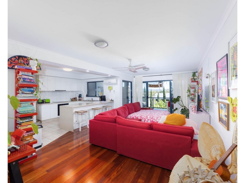 7/7-9 Stapylton Street, Coolangatta QLD 4225