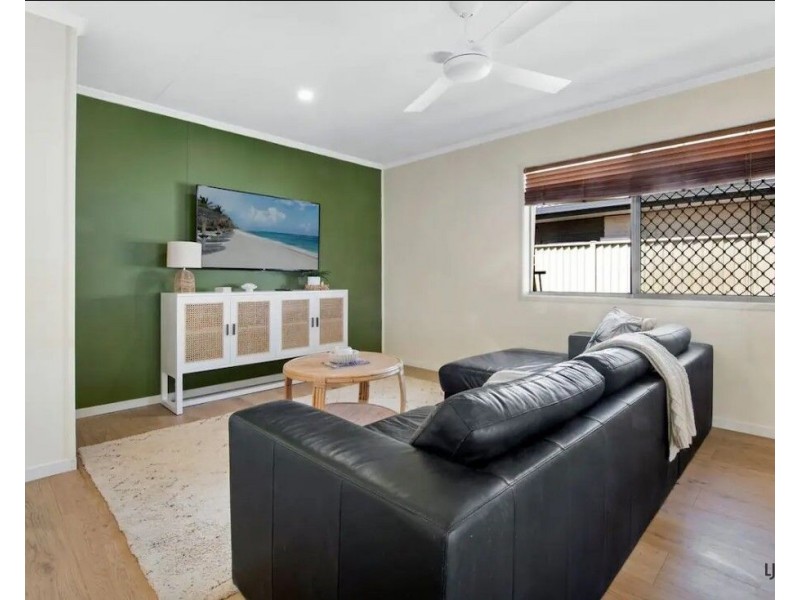 111 Tahiti Avenue, Palm Beach QLD 4221